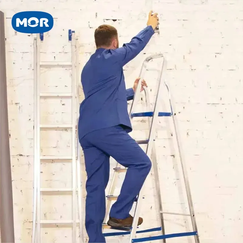Escada Mor Dobrável de Alumínio 6 Degraus — foto 4